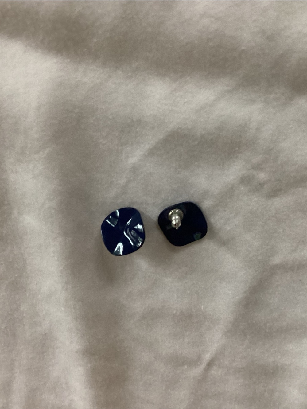 Men's Navy Blue Enamel Lapel Pin - Single Stud